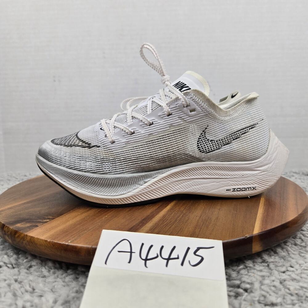 Nike Womens 7.5 ZoomX Vaporfly Next% 2 White Metallic Silver Running CU4123-100
